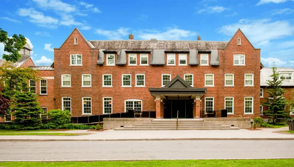 Ashbury College
